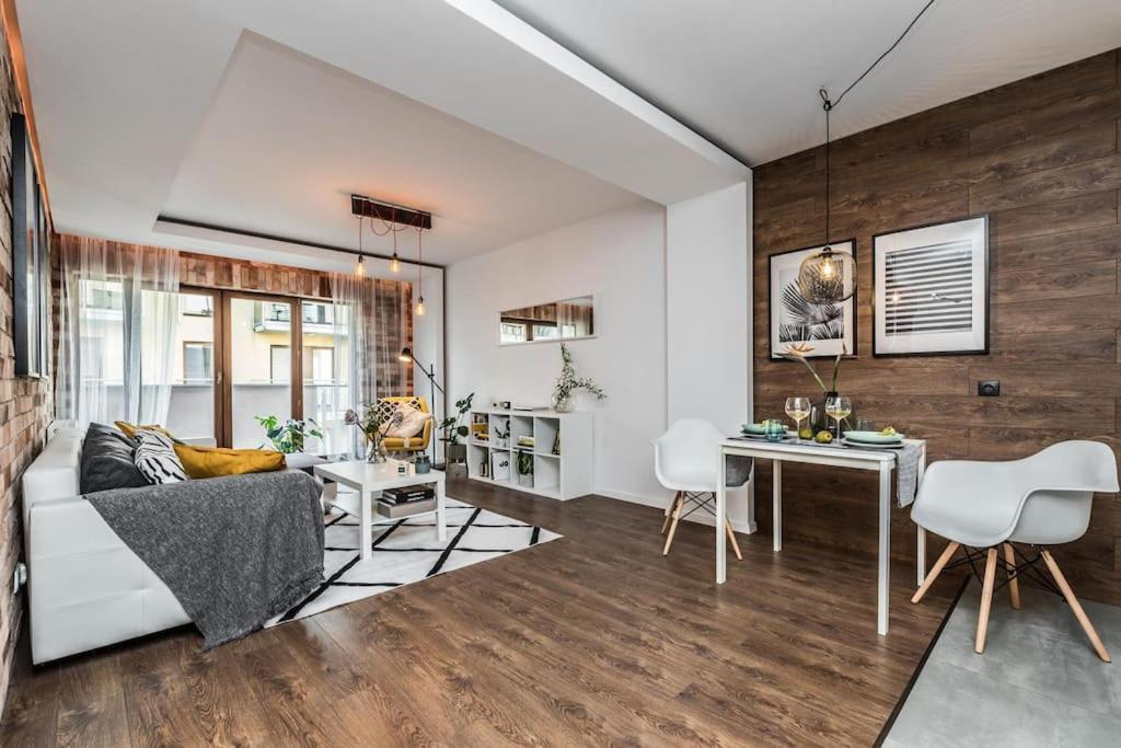 Luksusowy & Parking Apartment